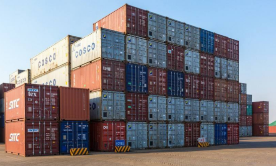 亚马逊一直“偷偷”将数千集装箱从中国运往美国？